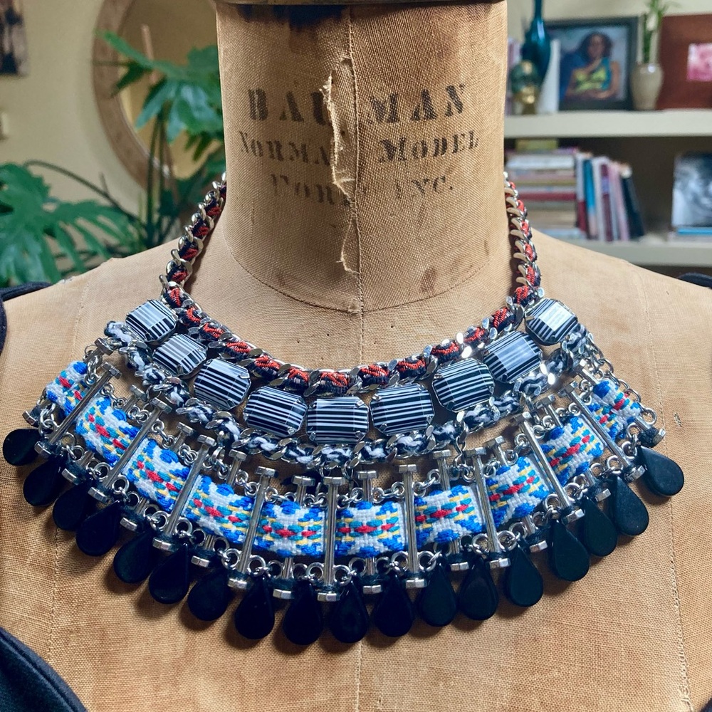 Fabulous Statement Necklace! - image 1